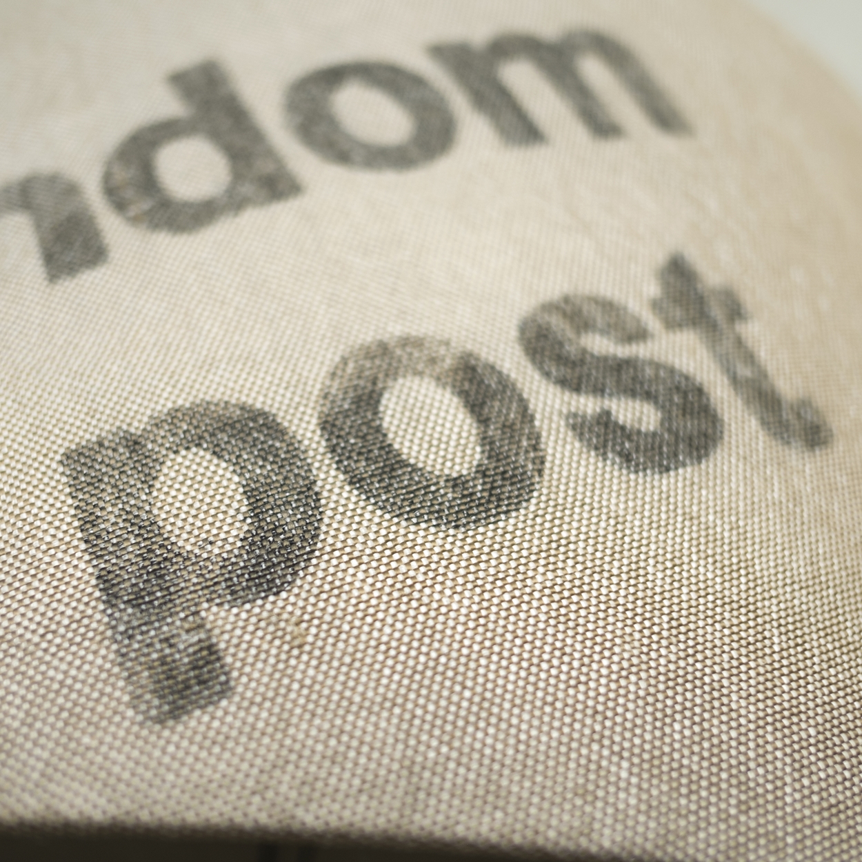 Lumbono Wandleuchte Upcycling Postsack N30